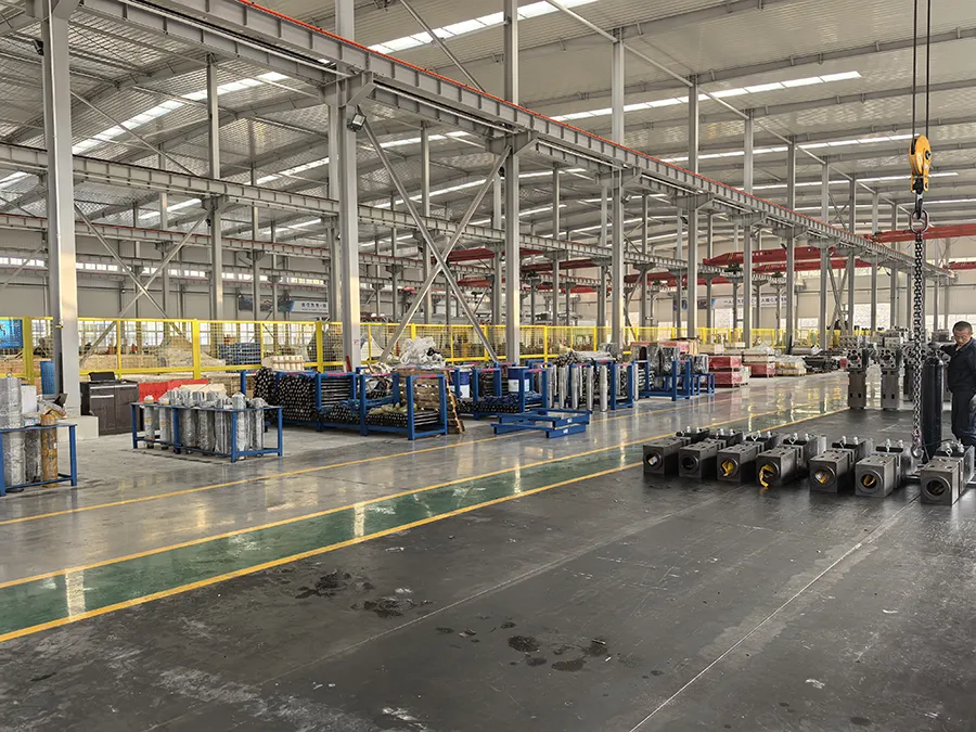 FEROX hydraulic breaker production workshop