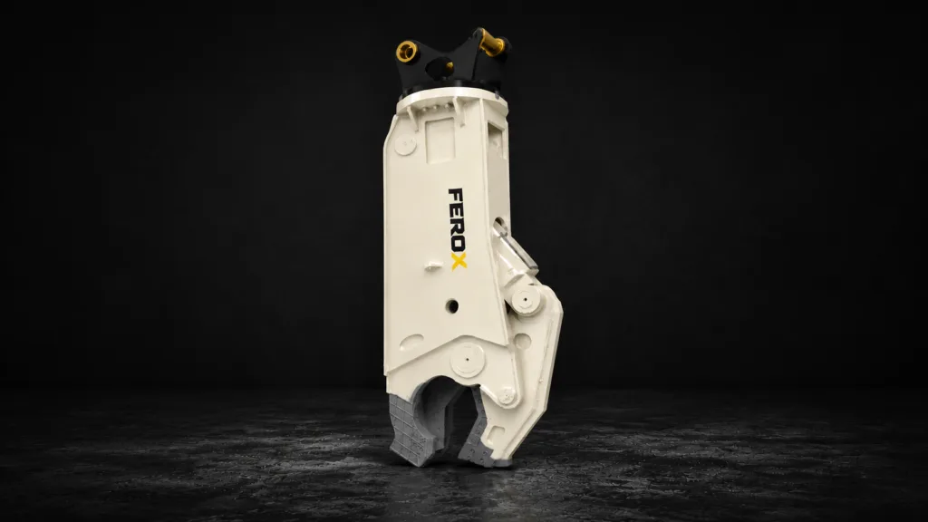 Hydraulic Eagle Beak Shear Attachment for Excavators | FEROX Heavy Duty Scrap Metal Cutting Tool